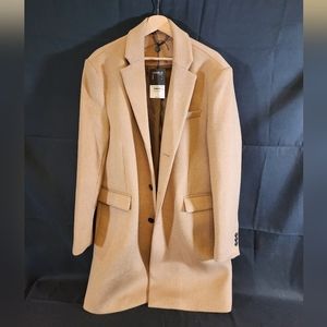 Men's Tan Overcoat